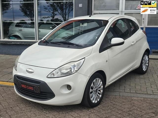 Wit Gebruikt 2010 Ford Ka Titanium Hatchback | € 2.950 (Eerlijke prijs) - Afbeelding 1/4