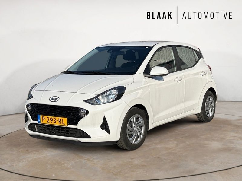 Wit Gebruikt 2022 Hyundai i10 Comfort Hatchback | € 18.690 (Eerlijke prijs) - Afbeelding 1/3