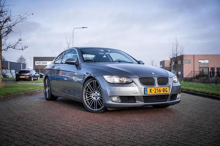 Occasion BMW 325 218 PK (160 kW) 2007 Coupé