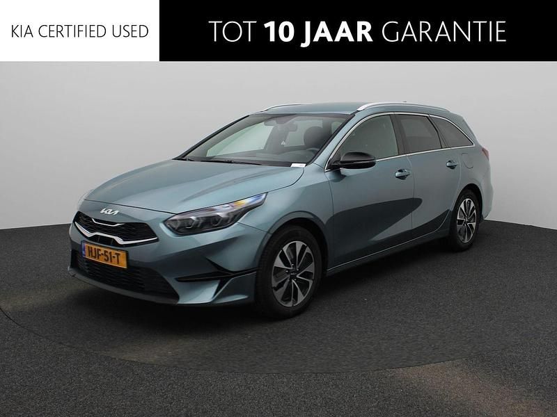 Grijs Gebruikt 2025 Kia Ceed Sportswagon Comfort Stationwagen | € 28.740 (Duur) - Afbeelding 1/4