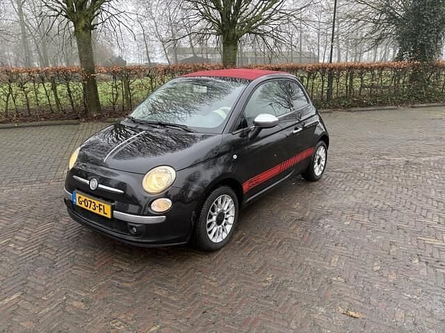 Zwart (metallic) Occasion 2012 Fiat 500 Lounge Cabriolet | € 4.950 (Eerlijke prijs) - Afbeelding 1/4