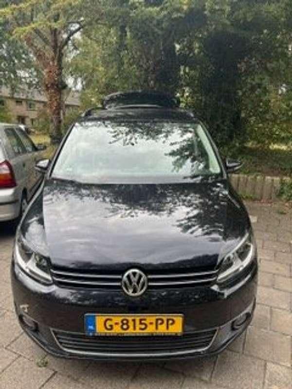 Zwart Gebruikt 2011 VW Touran Comfortline MPV | € 6.500 (Duur) - Afbeelding 1/4