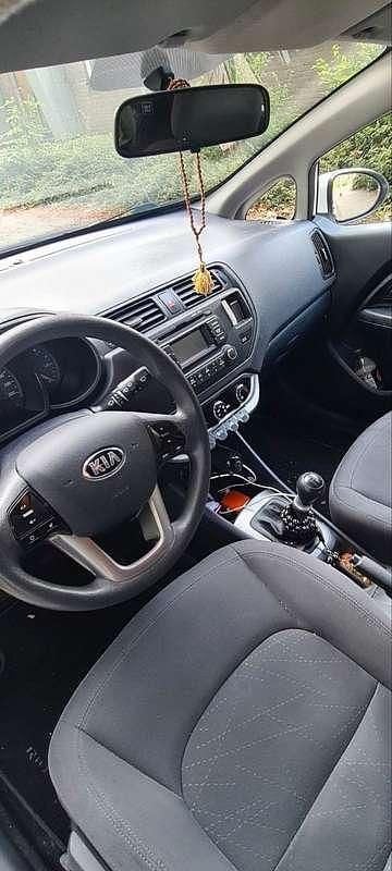 Wit Gebruikt 2013 Kia Rio Plus MPV | € 5.800 (Eerlijke prijs) - Afbeelding 1/3