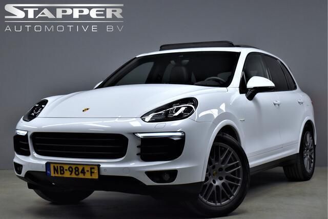 Wit Gebruikt 2017 Porsche Cayenne Sport SUV | € 49.995 (Iets duurder) - Afbeelding 1/4