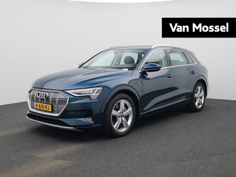 Blauw Occasion 2020 Audi e-tron Business SUV | € 23.900 (Goede deal) - Afbeelding 1/4