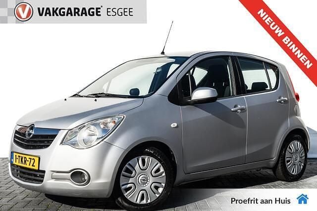 Grijs Gebruikt 2008 Opel Agila Essentia Hatchback | € 2.945 (Goede deal) - Afbeelding 1/4