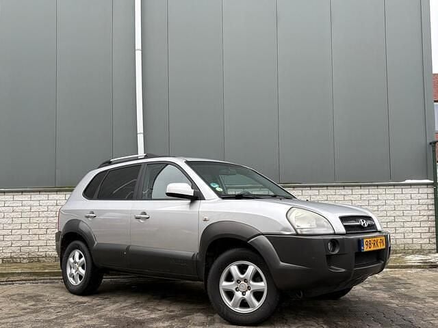 Occasion Hyundai Tucson Dynamiq 141 PK (103 kW) 2005 Grijs SUV