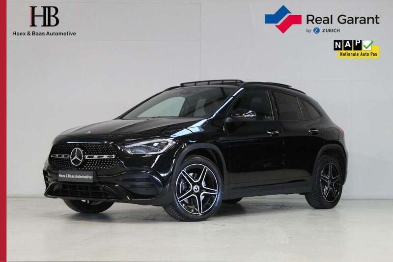 Zwart Gebruikt 2021 Mercedes GLA250 AMG SUV | € 37.745 (Eerlijke prijs) - Afbeelding 1/4