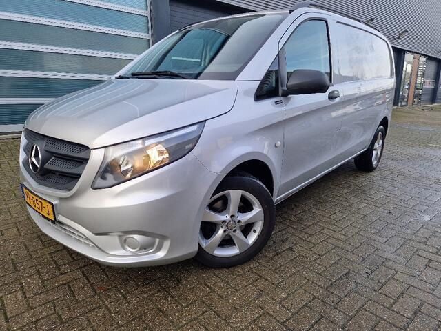 Zilver Gebruikt 2015 Mercedes Vito MPV | € 11.999 (Super prijs) - Afbeelding 1/4