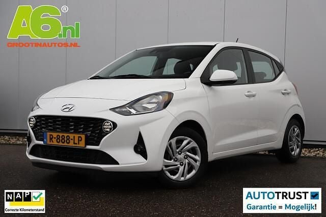 Atlas white (saw) Gebruikt 2022 Hyundai i10 Comfort Hatchback | € 10.900 (Goede deal) - Afbeelding 1/4