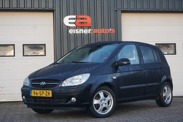 Zwart (metallic) Occasion 2006 Hyundai Getz Edition Hatchback | € 1.749 (Goede deal) - Afbeelding 1/4