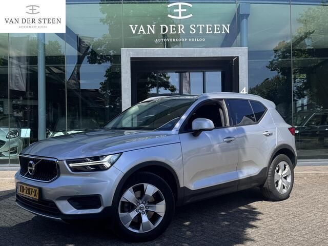 Grijs, metallic lak Gebruikt 2018 Volvo XC40 Momentum SUV | € 24.500 (Goede deal) - Afbeelding 1/4