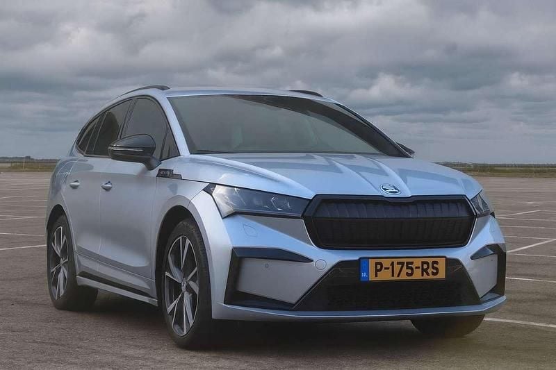 Occasion Skoda Enyaq iV 131 kW (179 PK) 2022 Zilver SUV