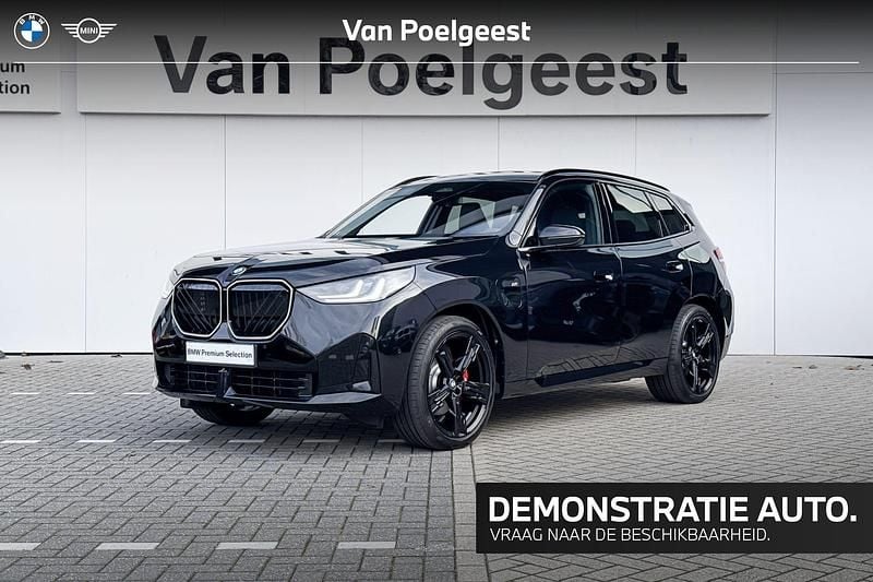 Saphirschwarz metallic (475) (zwart metallic) Occasion 2026 BMW X3 SUV | € 80.674 - Afbeelding 1/4