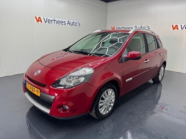 Occasion Renault Clio GrandTour Collection 103 PK (75 kW) 2011 Rood Stationwagen