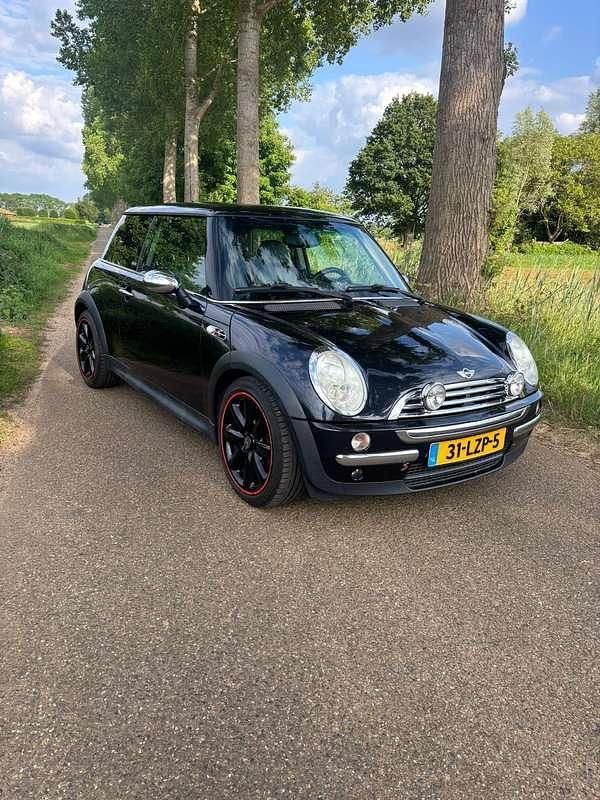 Zwart Gebruikt 2006 Mini One D Hatchback | € 2.250 - Afbeelding 1/4