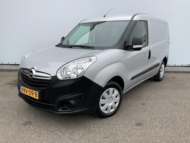 Zilver Gebruikt 2017 Opel Combo Edition MPV | € 6.950 (Iets duurder) - Afbeelding 1/4