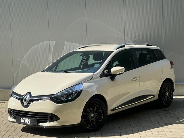 Wit Gebruikt 2016 Renault Clio GrandTour Collection Stationwagen | € 8.450 (Eerlijke prijs) - Afbeelding 1/4