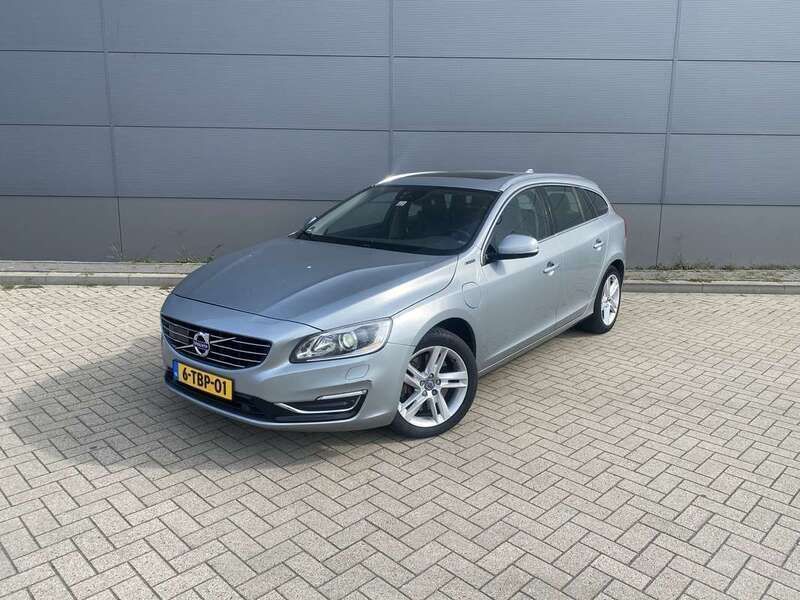Grijs Gebruikt 2013 Volvo V60 Stationwagen | € 6.998 (Goede deal) - Afbeelding 1/4