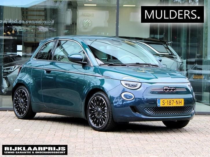 Gebruikt 2023 Fiat 500e La Prima | € 21.937 (Duur) - Afbeelding 1/1