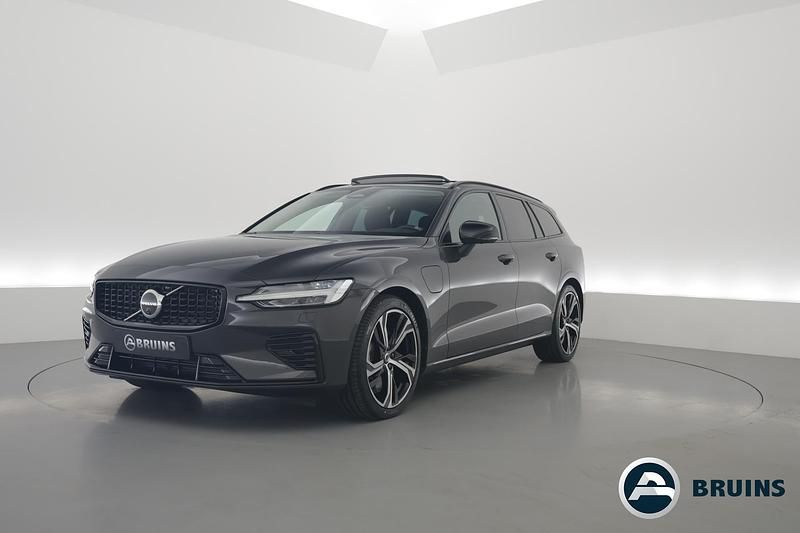 Grijs Occasion 2024 Volvo V60 Ultra Stationwagen | € 44.900 (Goede deal) - Afbeelding 1/4