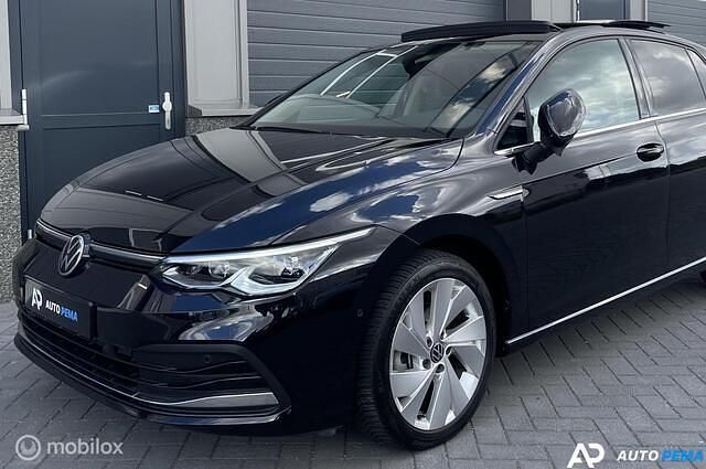 Occasion VW Golf VII Style 150 PK (110 kW) 2021 Zwart Hatchback