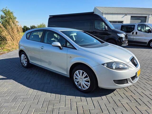 Occasion Seat Leon Reference 102 PK (75 kW) 2007 Grijs Hatchback