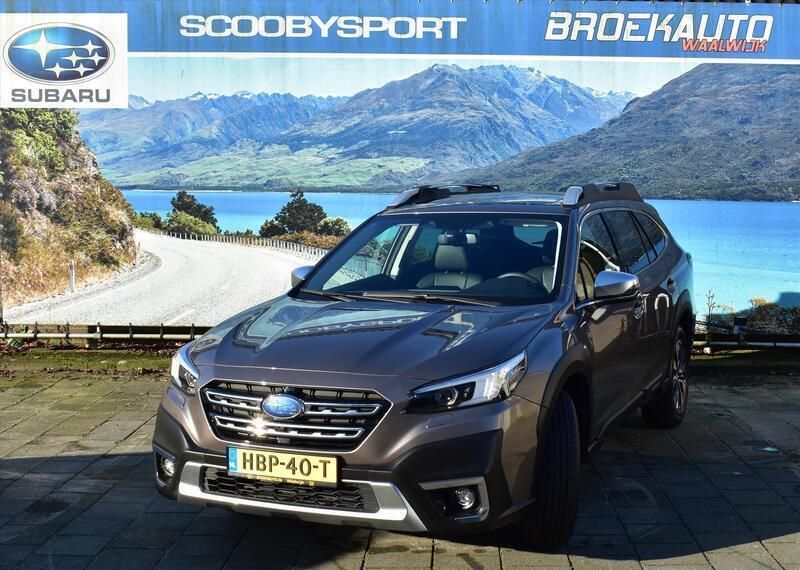 Bruin Gebruikt 2023 Subaru Outback Premium SUV | € 54.750 (Iets duurder) - Afbeelding 1/4