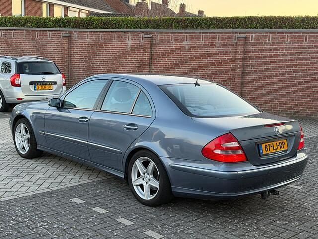 Occasion Mercedes E240 Avantgarde 177 PK (130 kW) 2003 Blauw Sedan