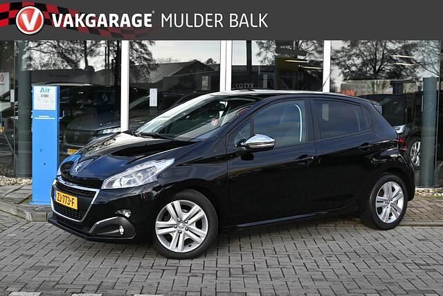 Zwart Occasion 2019 Peugeot 208 Signature Sky Hatchback | € 8.200 (Eerlijke prijs) - Afbeelding 1/4