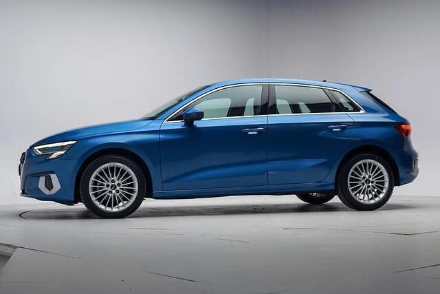 Occasion Audi A3 Advanced 110 PK (80 kW) 2022 Blauw Sedan