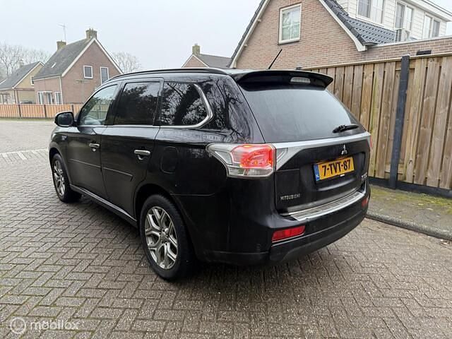 Occasion Mitsubishi Outlander Instyle 121 PK (88 kW) 2014 Zwart SUV
