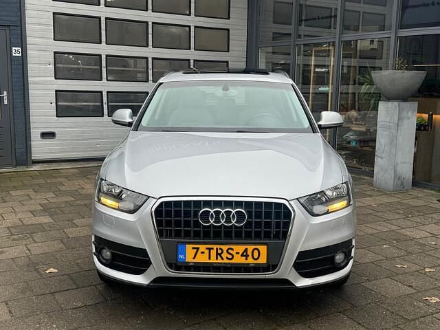 Grijs Gebruikt 2014 Audi Q3 Proline SUV | € 14.995 (Eerlijke prijs) - Afbeelding 1/4