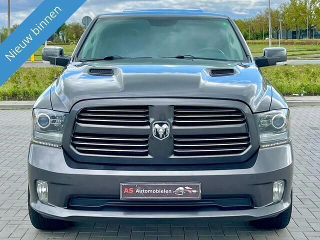 Grijs Gebruikt 2016 Dodge Ram Pickup | € 33.950 (Duur) - Afbeelding 1/4