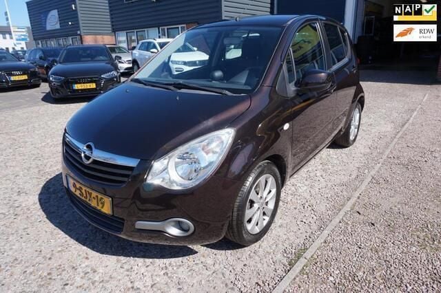 Bruin Gebruikt 2013 Opel Agila Edition Hatchback | € 4.450 (Goede deal) - Afbeelding 1/4