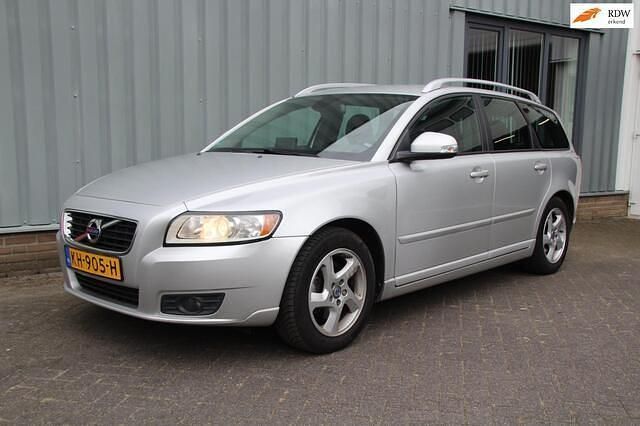 Grijs Gebruikt 2012 Volvo V50 Business Edition Stationwagen | € 3.850 (Eerlijke prijs) - Afbeelding 1/4