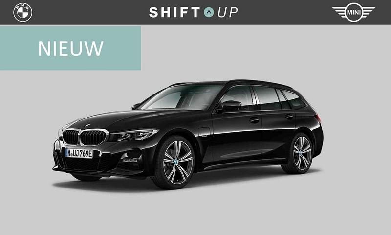 Zwart Gebruikt 2022 BMW 330e M Sport Stationwagen | € 35.940 (Goede deal) - Afbeelding 1/3