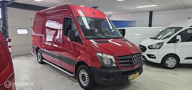 Rood Gebruikt 2015 Mercedes Sprinter Van | € 9.250 (Super prijs) - Afbeelding 1/4