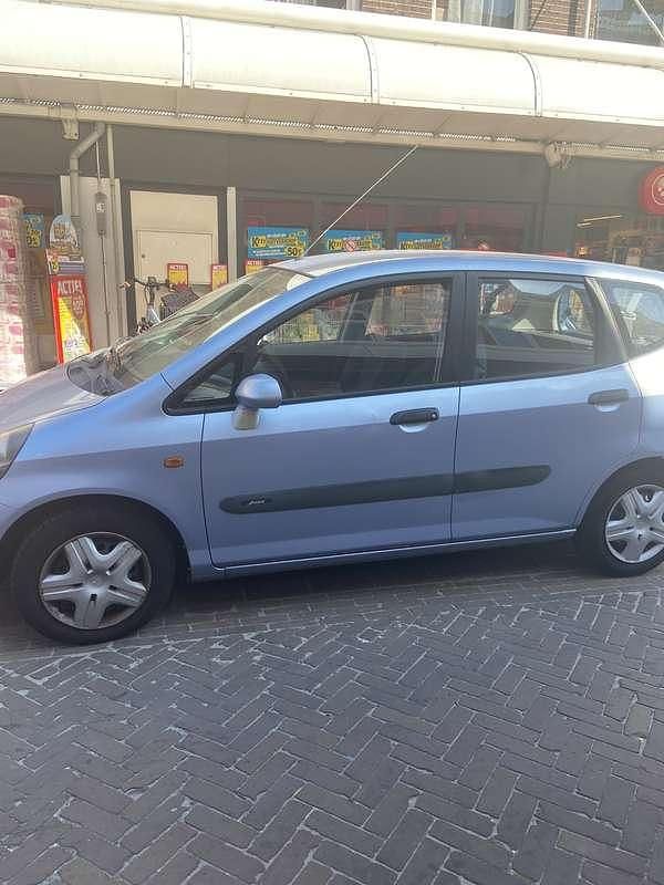 Gebruikt 2001 Honda Jazz ES Hatchback | € 1.250 (Duur) - Afbeelding 1/3