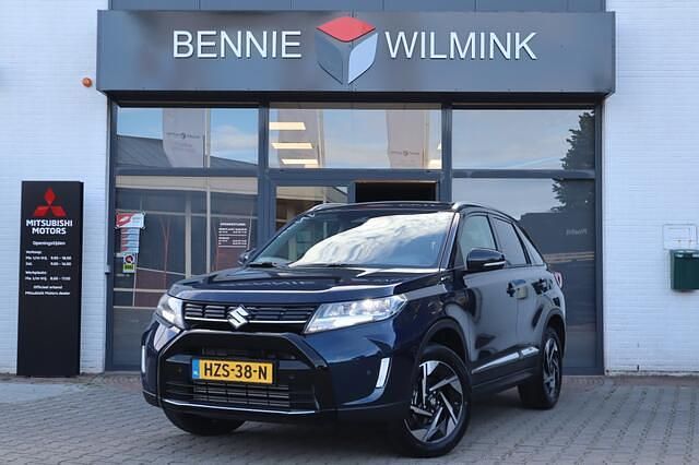 Blauw Nieuw 2025 Suzuki Vitara Style SUV | € 33.695 (Duur) - Afbeelding 1/4