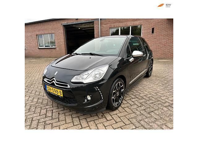 Zwart Gebruikt 2010 Citroën DS3 So Chic Hatchback | € 2.950 (Eerlijke prijs) - Afbeelding 1/3