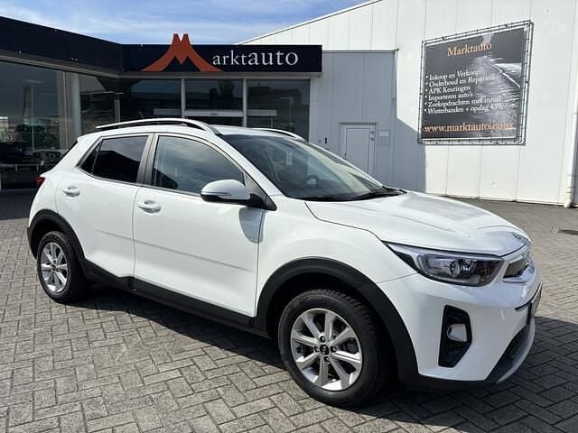 Wit Gebruikt 2018 Kia Stonic SUV | € 13.840 (Eerlijke prijs) - Afbeelding 1/3