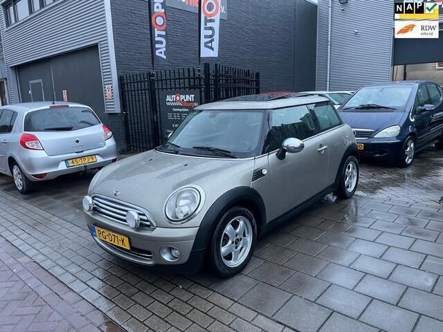 Grijs Gebruikt 2009 Mini ONE Hatchback | € 2.999 (Goede deal) - Afbeelding 1/4