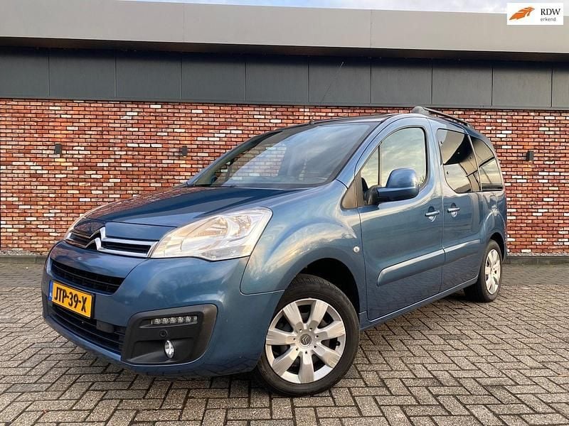 Blauw Occasion 2017 Citroën Berlingo XTR MPV | € 11.400 (Eerlijke prijs) - Afbeelding 1/4