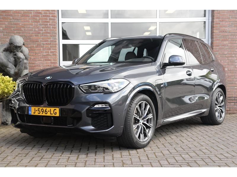 Grijs Gebruikt 2020 BMW X5 Executive SUV | € 44.950 (Goede deal) - Afbeelding 1/4
