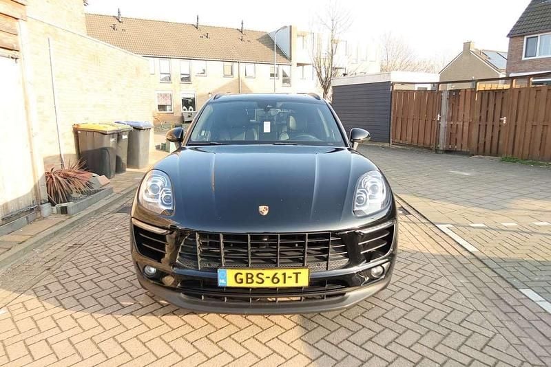 Occasion Porsche Macan 252 PK (185 kW) 2018 Zwart SUV