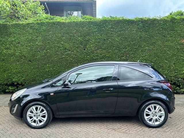 Occasion Opel Corsa Color Edition 86 PK (63 kW) 2012 Zwart Hatchback