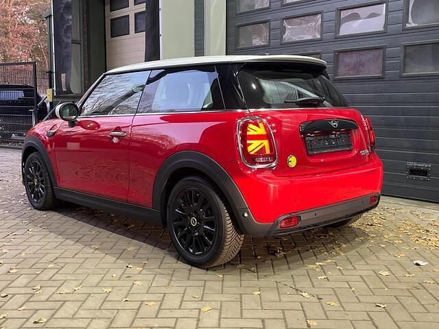 Occasion Mini Cooper Classic 135 kW (184 PK) 2023 Rood Hatchback