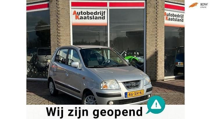 Grijs (metallic) Gebruikt 2007 Hyundai Atos Dynamiq Hatchback | € 3.498 - Afbeelding 1/1