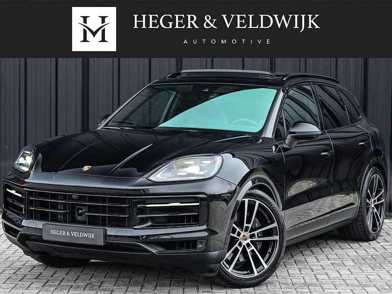 Zwart Occasion 2024 Porsche Cayenne Sport SUV | € 102.900 (Super prijs) - Afbeelding 1/4